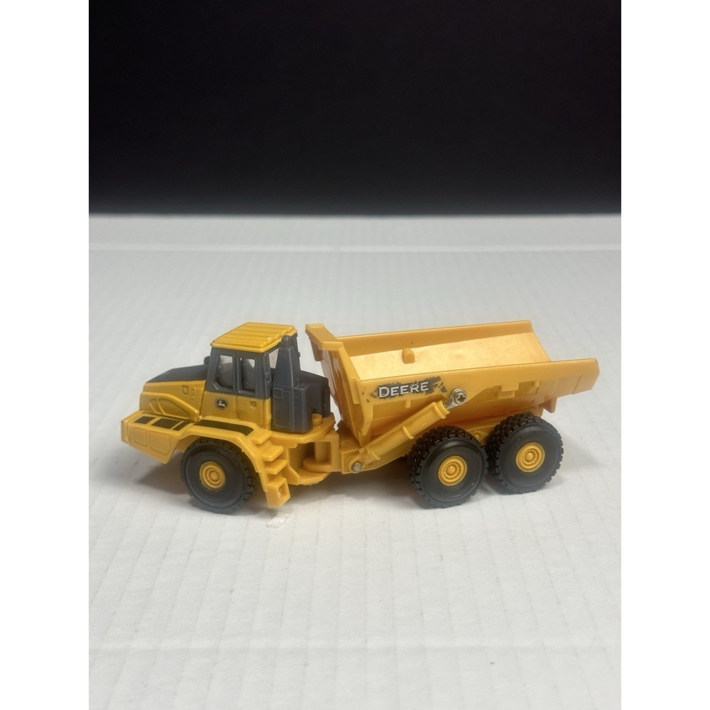 Small John Deere Dirt Mover Hauler Tomy Toy - Picture 3 of 5